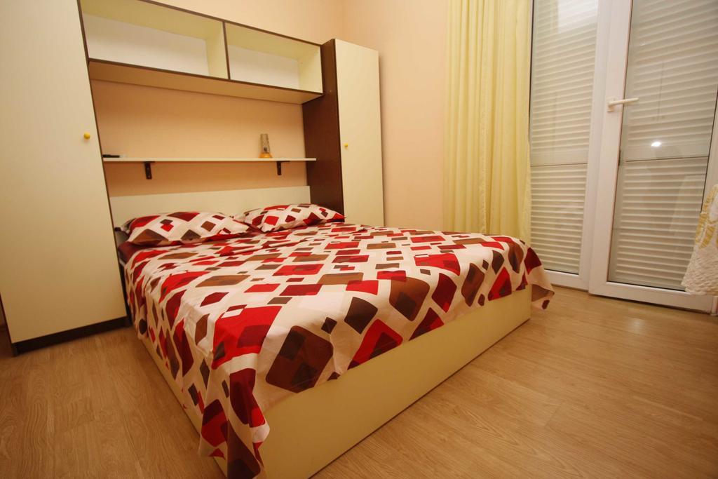 Apartments Lidus Makarska Oda fotoğraf