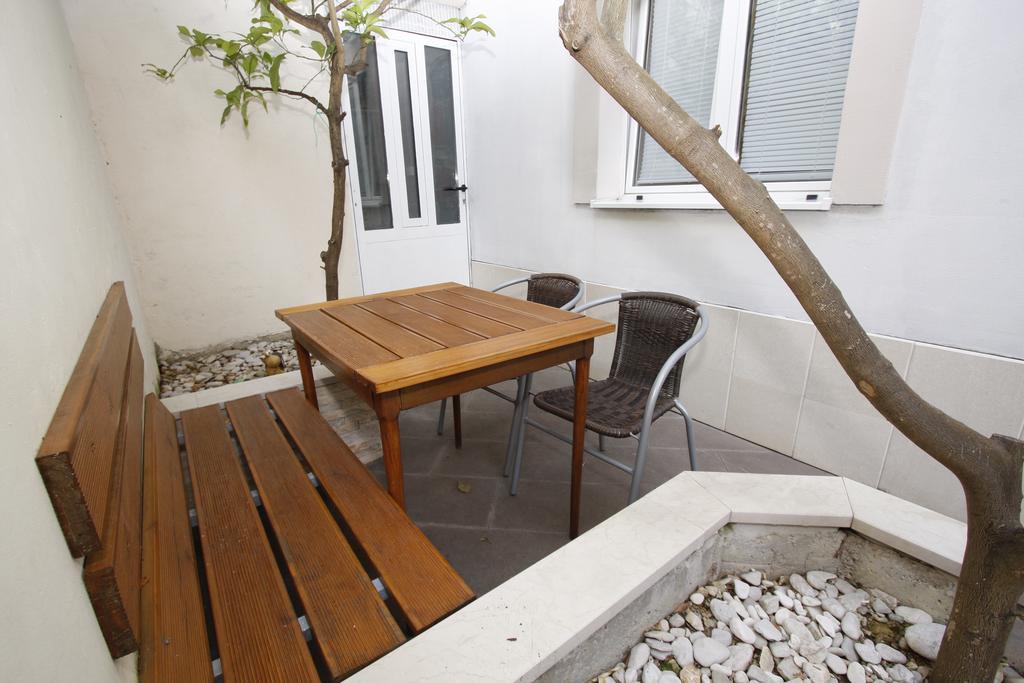 Apartments Lidus Makarska Oda fotoğraf